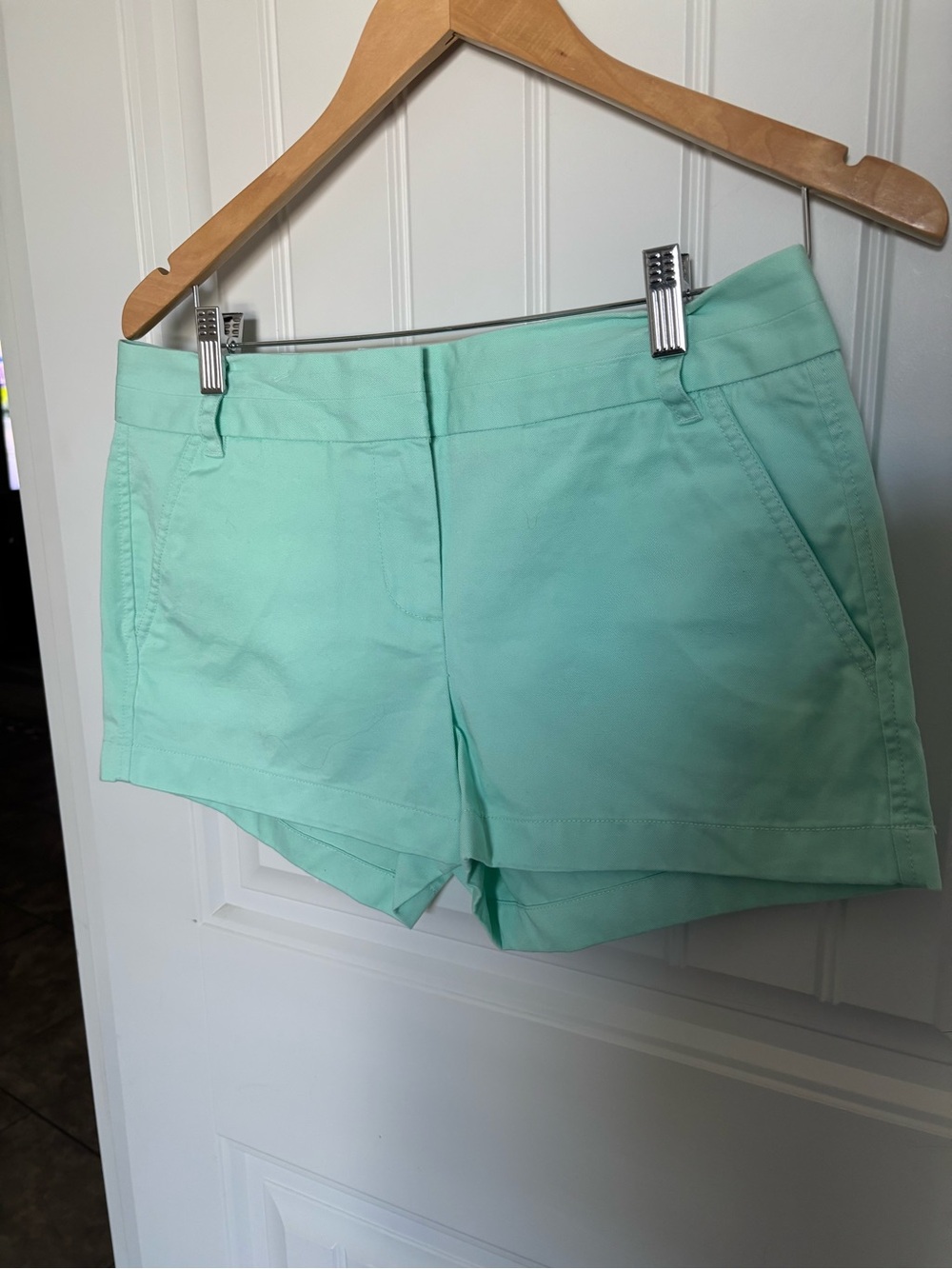 NWOT J. Crew chino shorts